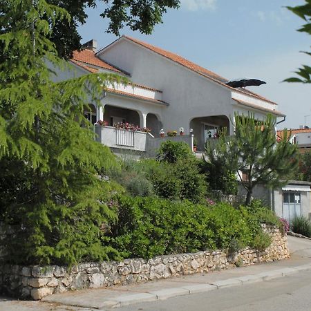 Apartments With A Parking Space Njivice, Krk - 5427 外观 照片